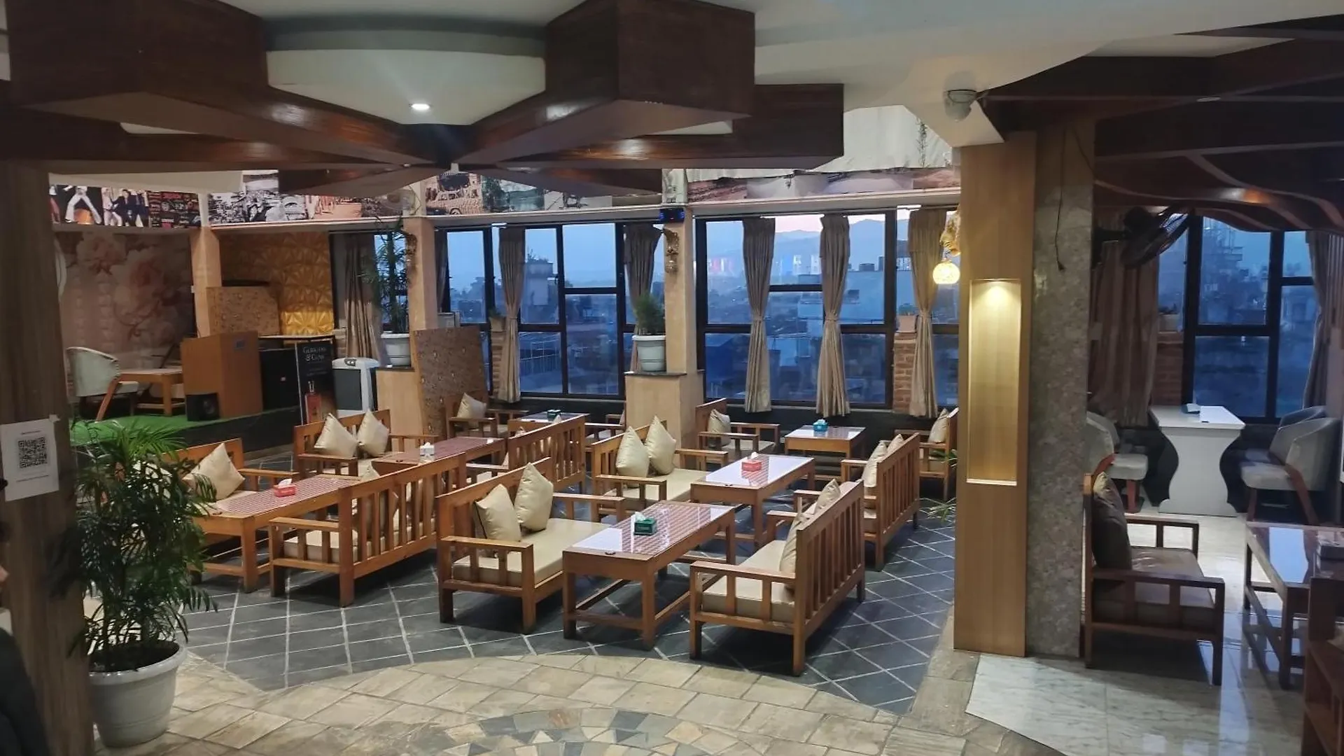 Hotel De Universal Kathmandu 0*,